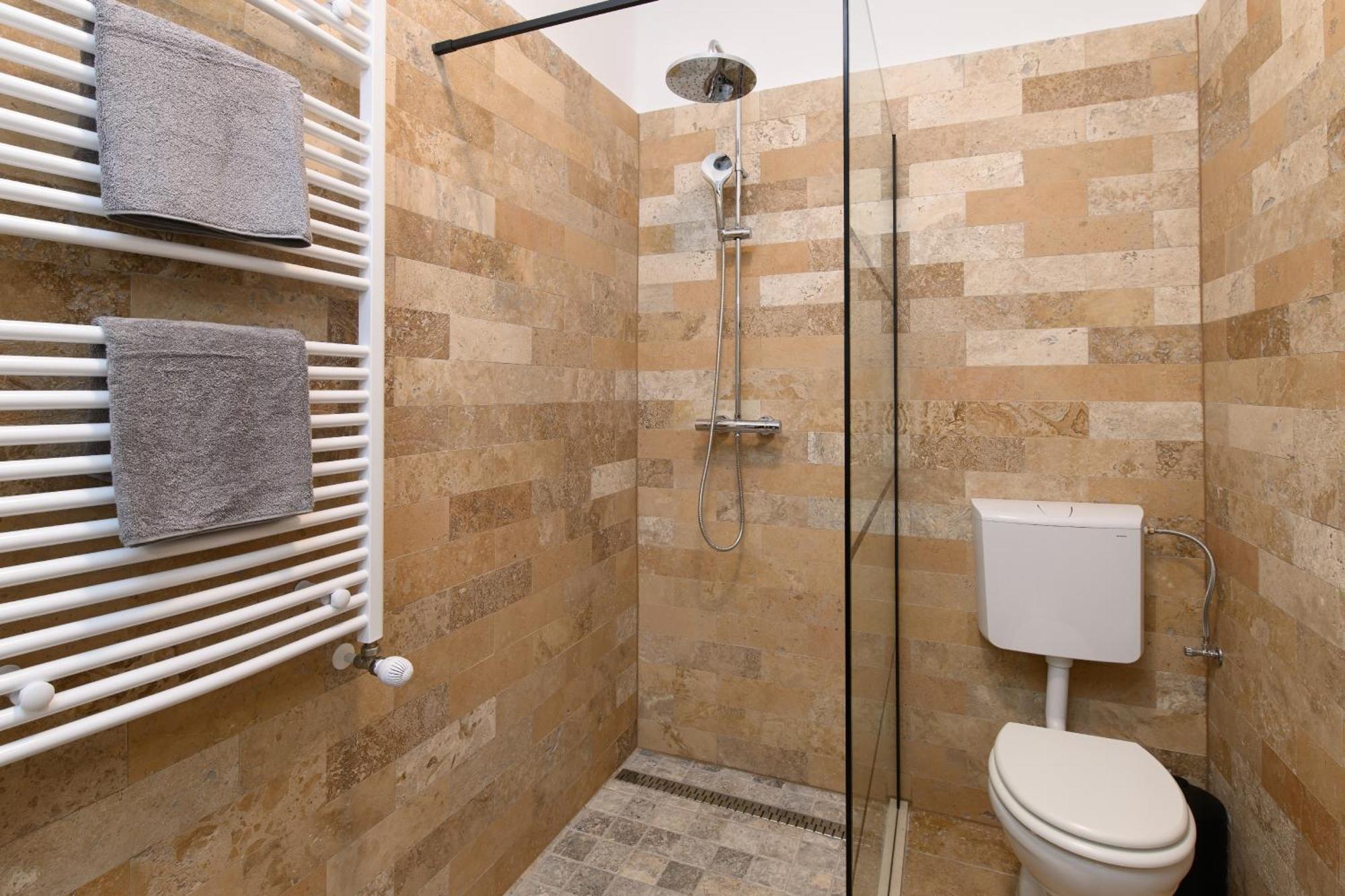 Apartment Varvedohaz