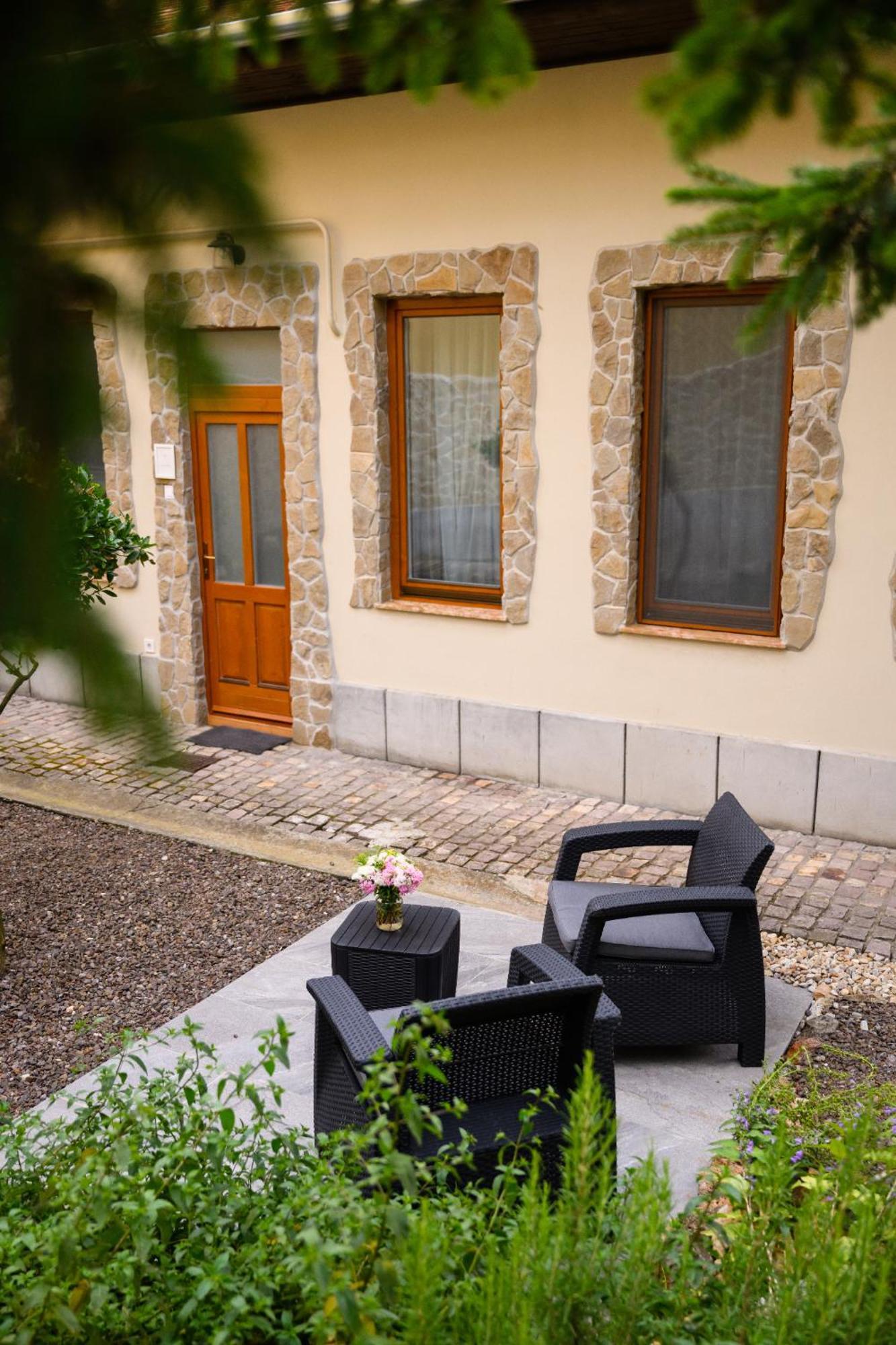 Apartamento Varvedohaz Eger